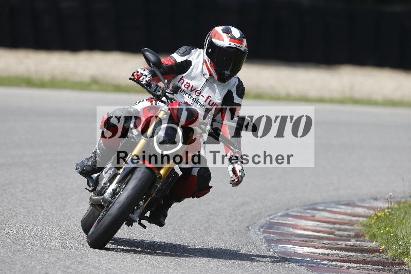 /27 12.06.2025 Ducati Schweiz Trackday Warmup  ADR/blau-bleu/ohne